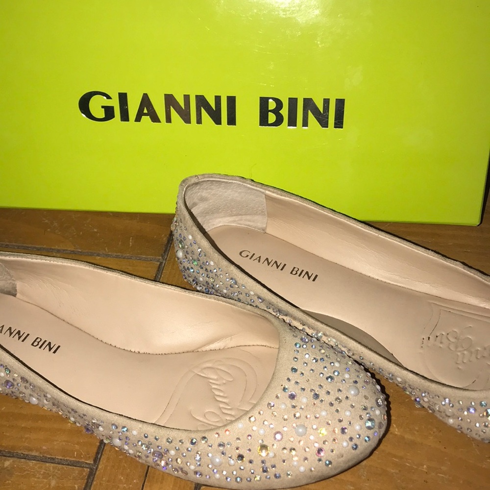 flat formal shoes